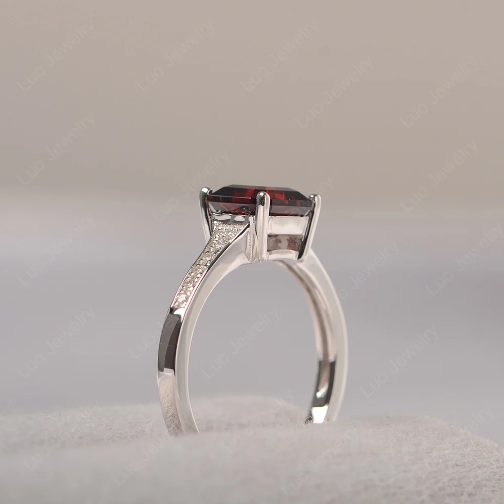 Garnet Asscher Cut Ring - Image 4