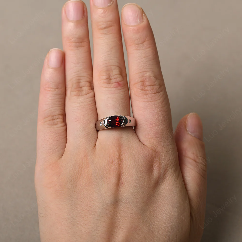 Oval Garnet Horizontal Unisex Ring - Image 5