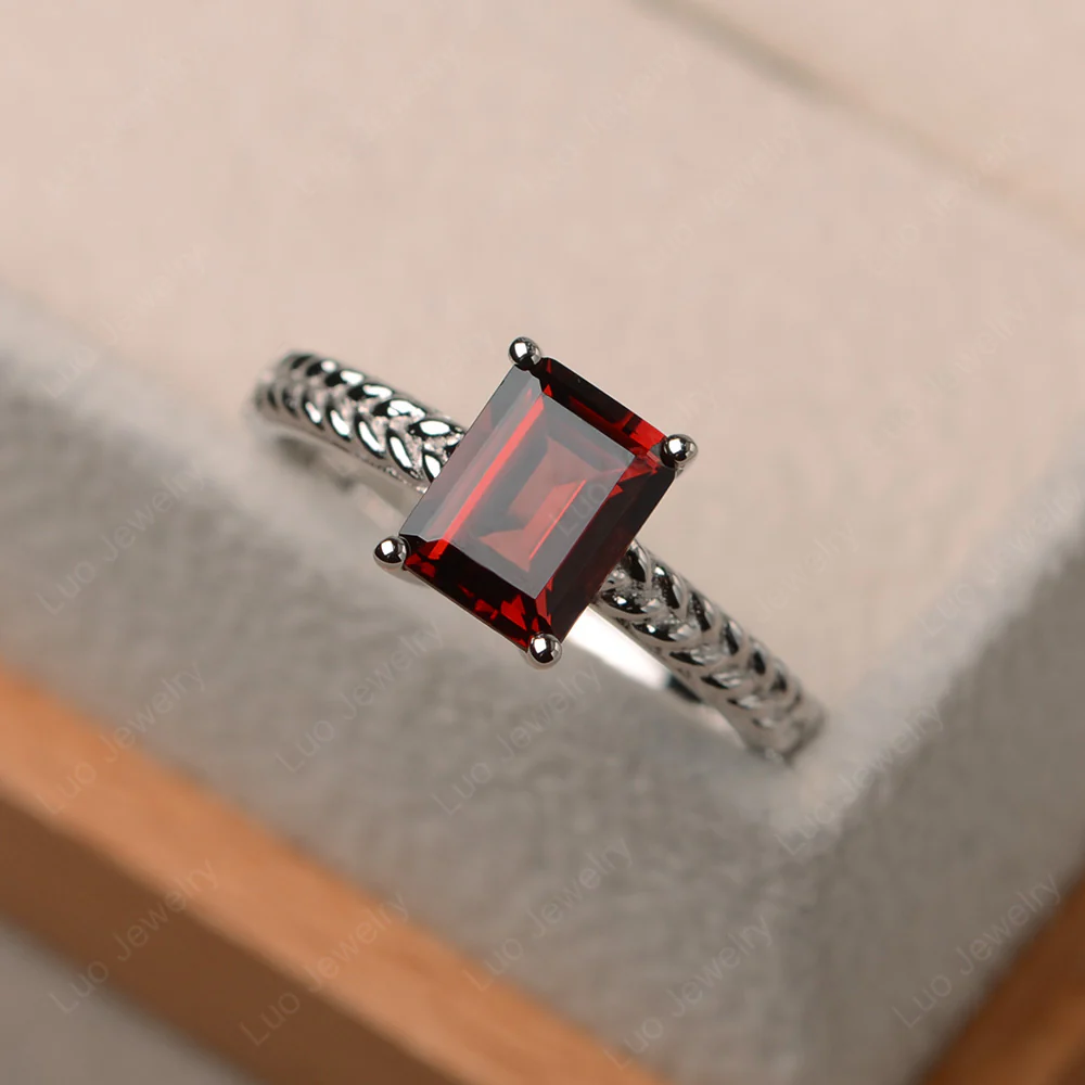 Garnet Woven Engagement Ring - Image 2