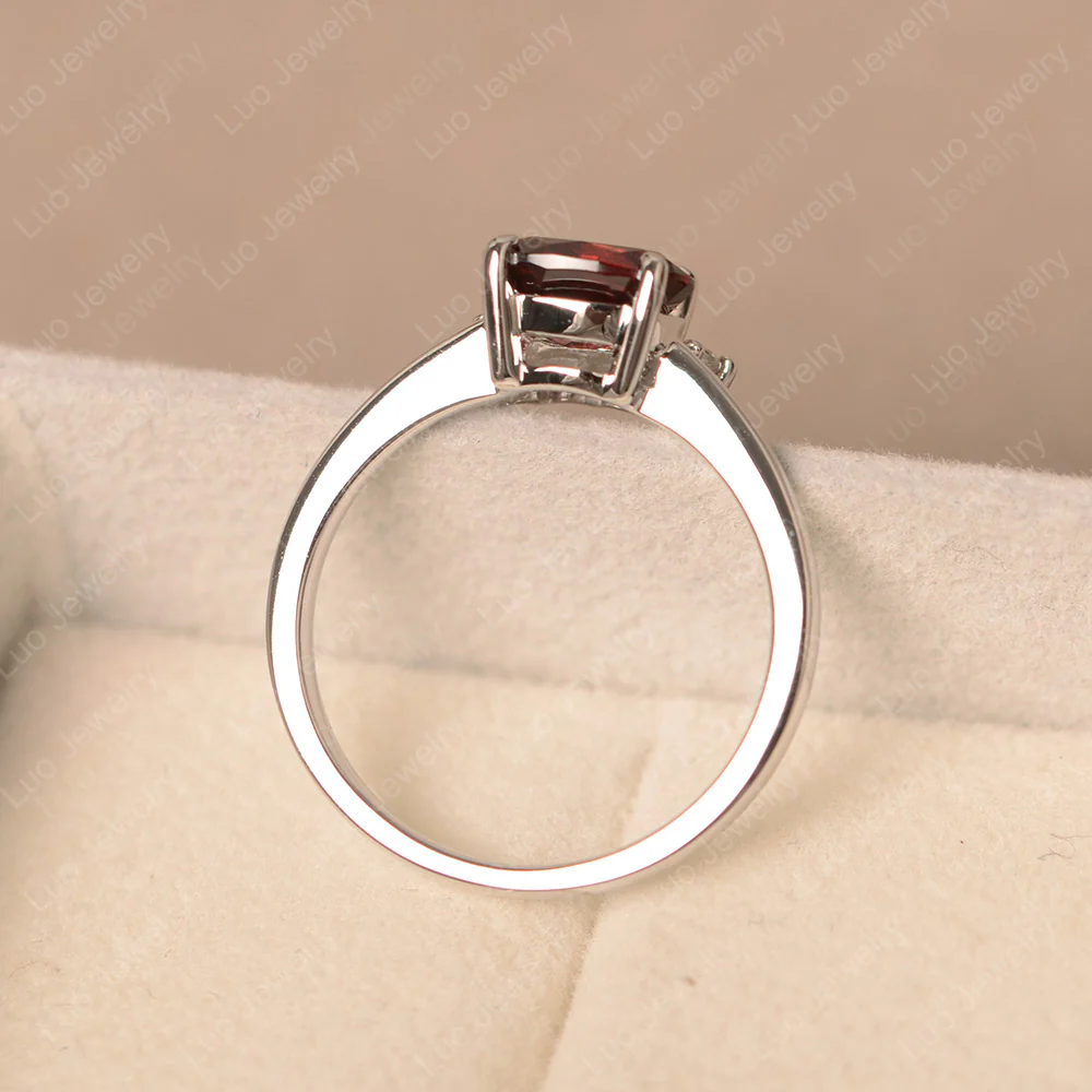 Half Sunburst Oval Garnet Ring - Image 3