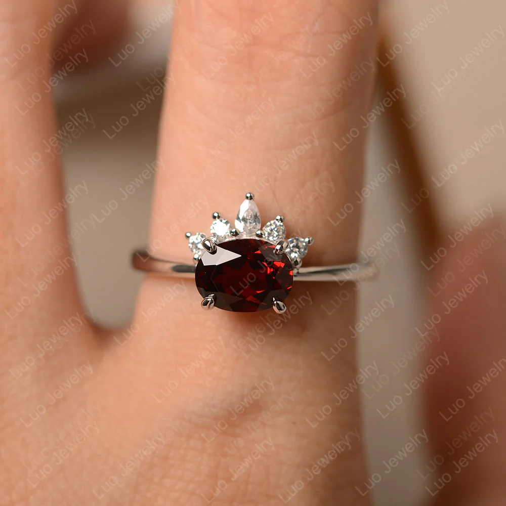 Half Sunburst Oval Garnet Ring - Image 4