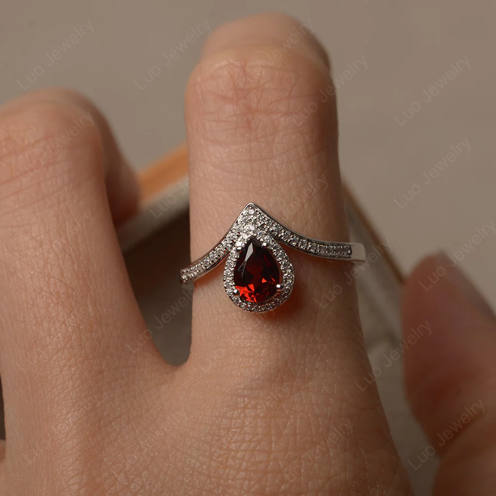 Teardrop Shaped Garnet Chevron Ring - Image 3