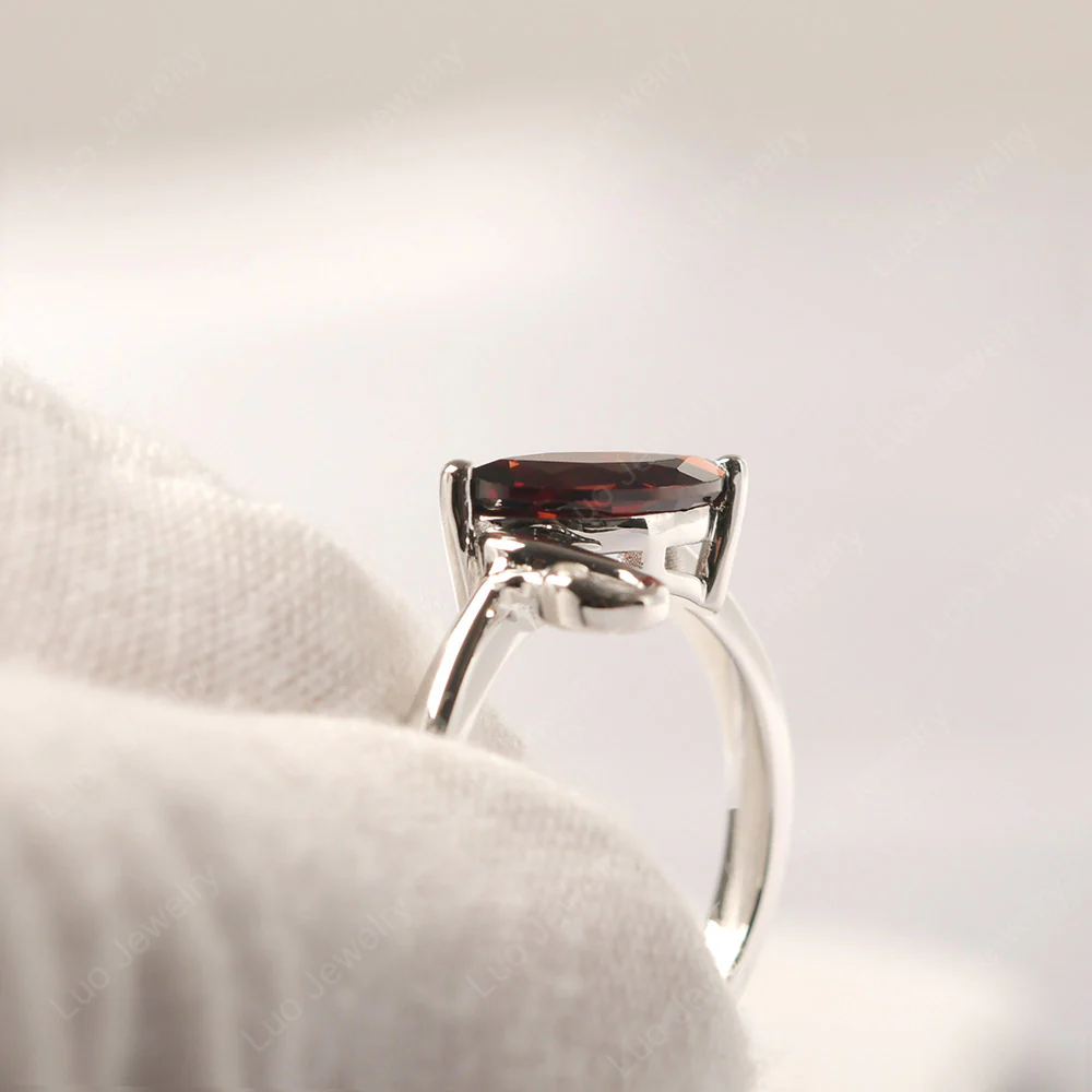 Garnet Swan Ring - Image 4