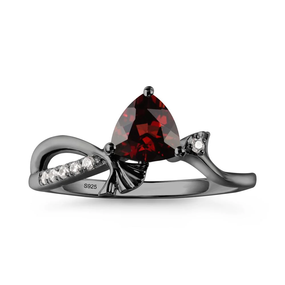 Ginkgo Leaf Trillion Garnet Ring - Image 2