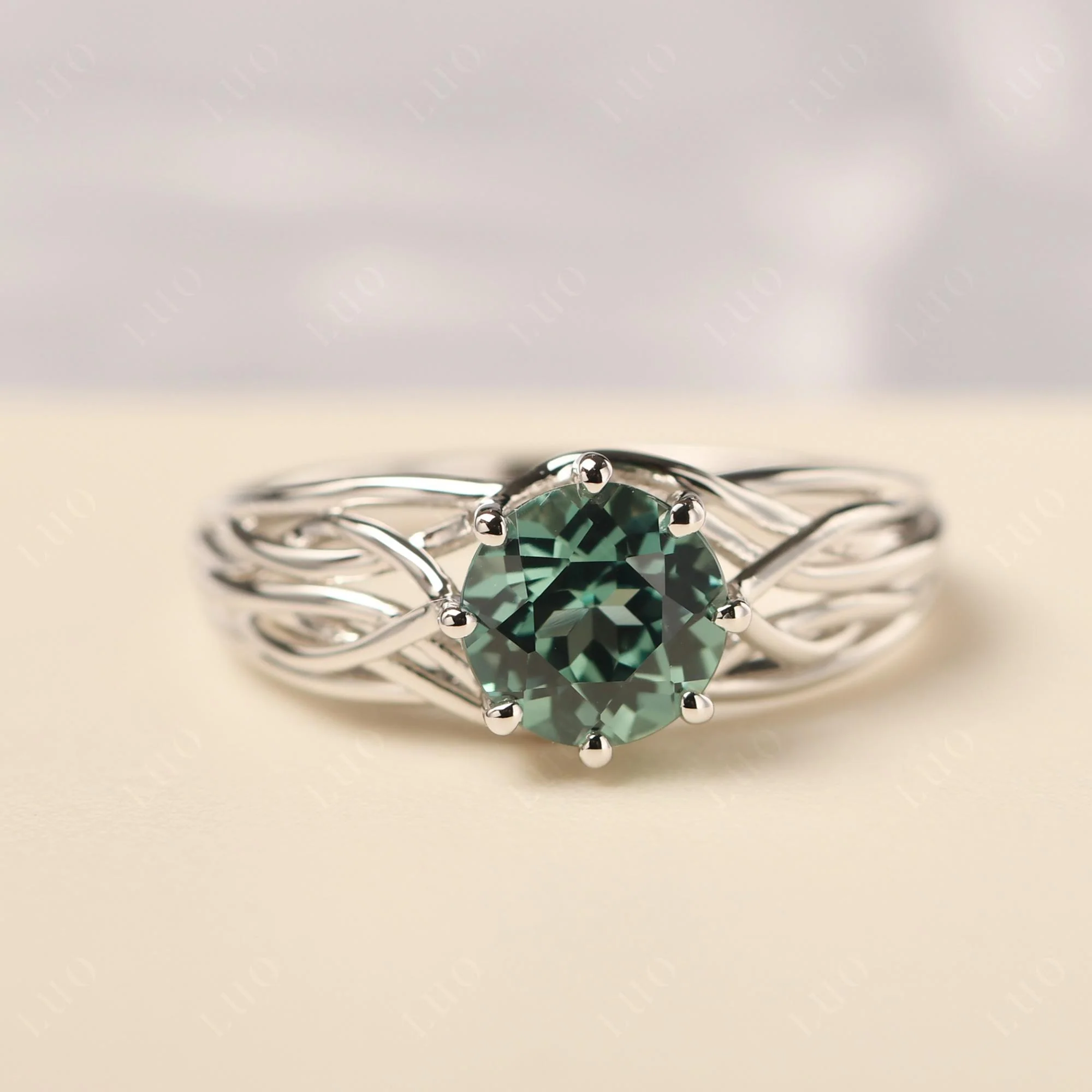 Green Sapphire Intertwined Ring - Image 10