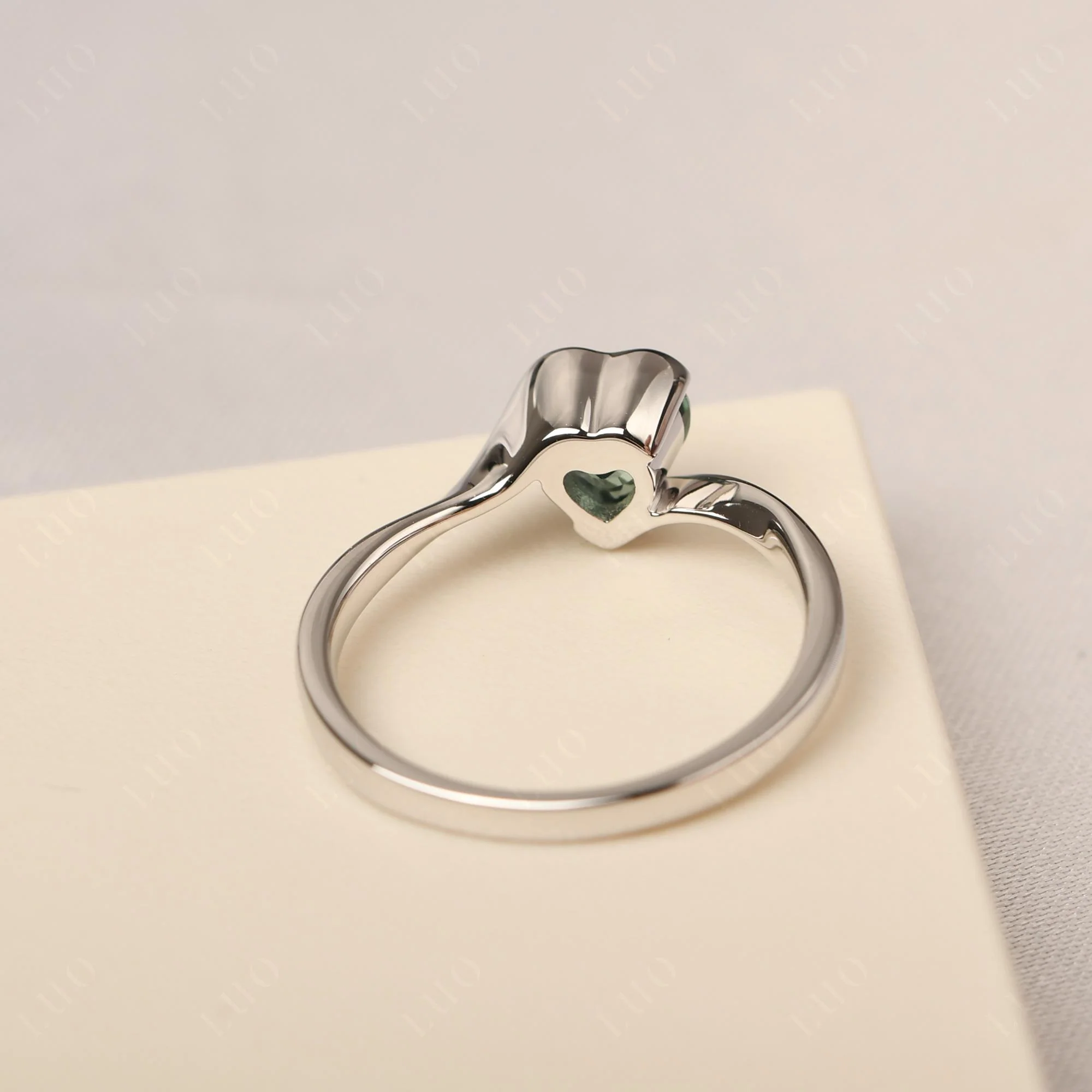 Green Sapphire Heart Ring - Image 12