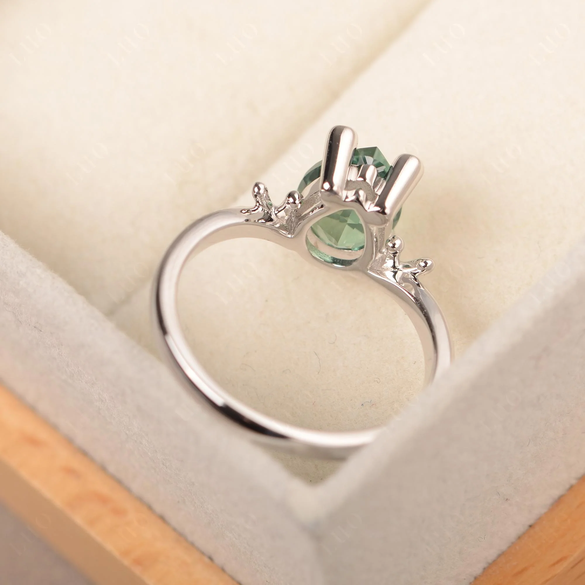 Green Sapphire Frog Ring - Image 31