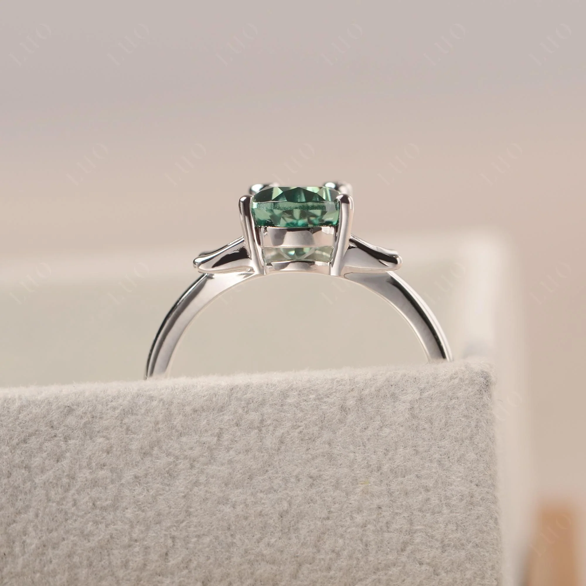 Green Sapphire Frog Ring - Image 32