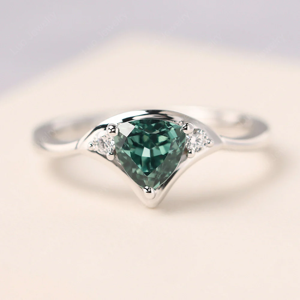 Scalloped Green Sapphire Engagement Ring