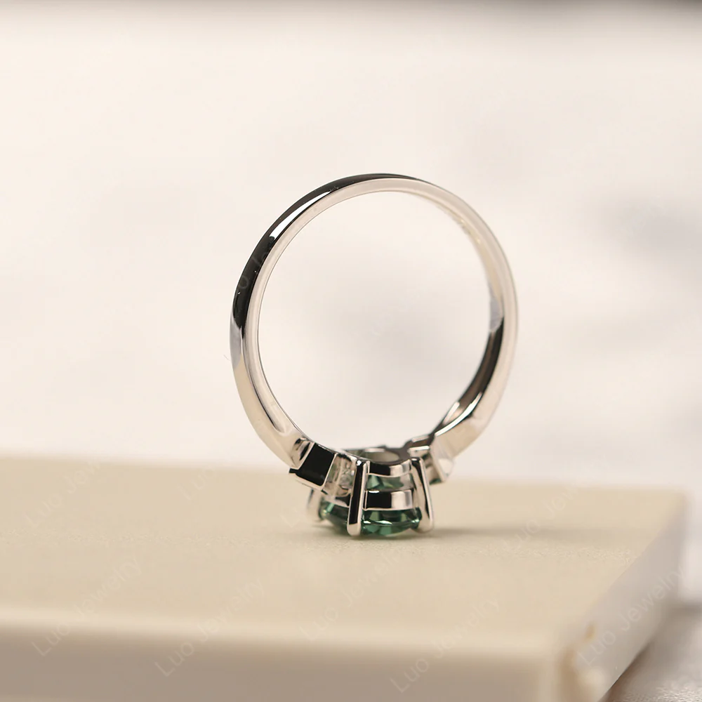Antique Style Green Sapphire Ring - Image 4