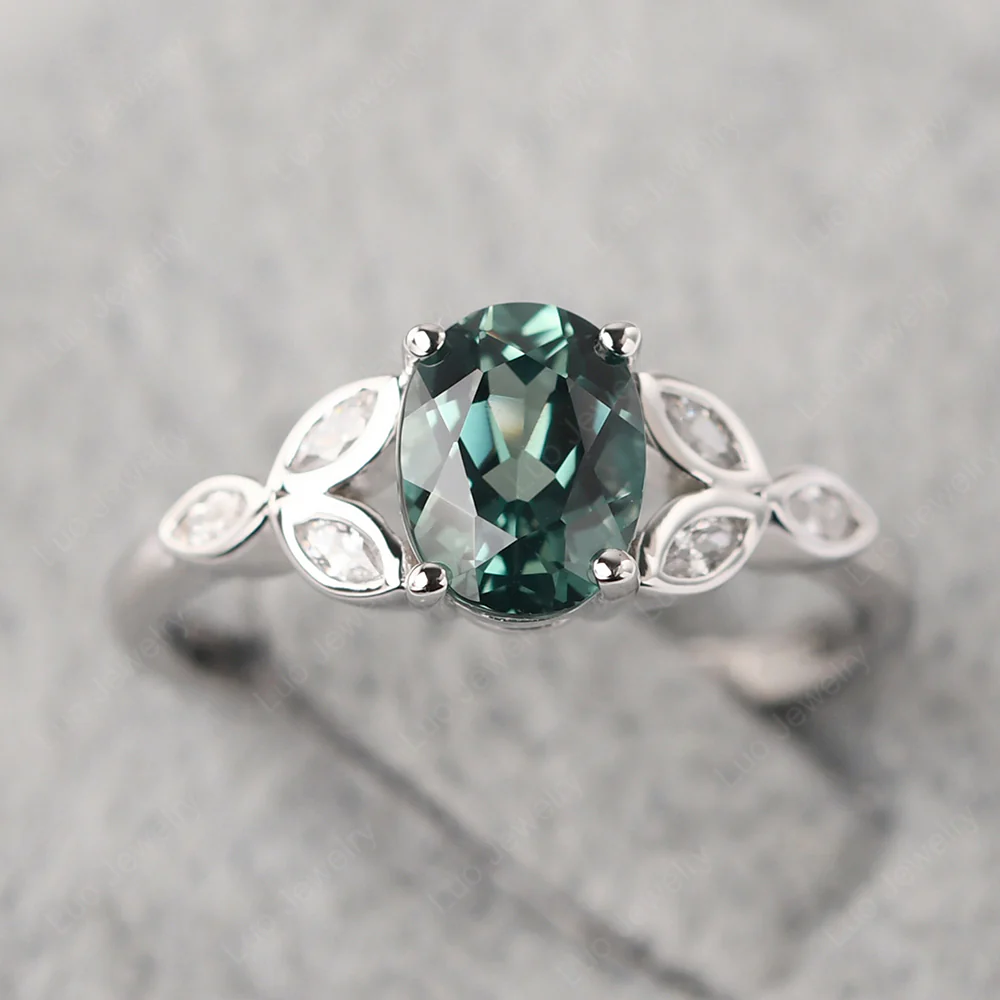 Oval Celtic Green Sapphire Ring