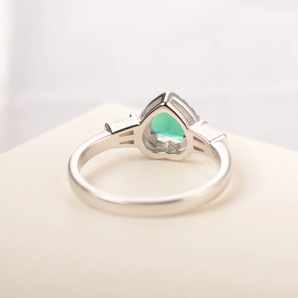 Hear Cut Emerald Ring with Baguette - Image 3