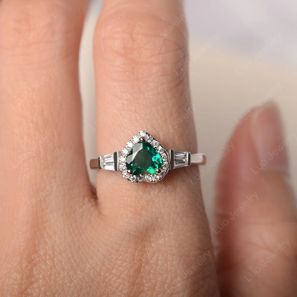 Hear Cut Emerald Ring with Baguette - Image 5