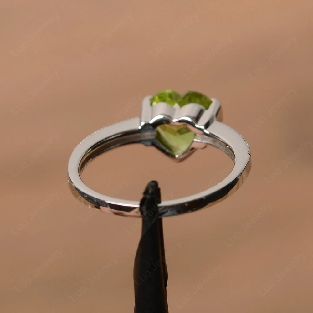 Peridot Bezel Set Heart Ring - Image 3
