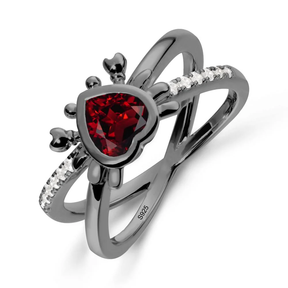Hear Shaped Crab Garnet Ring - Image 7
