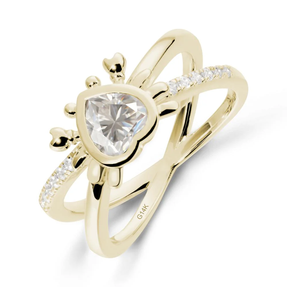 Hear Shaped Crab Moissanite Ring - Image 4