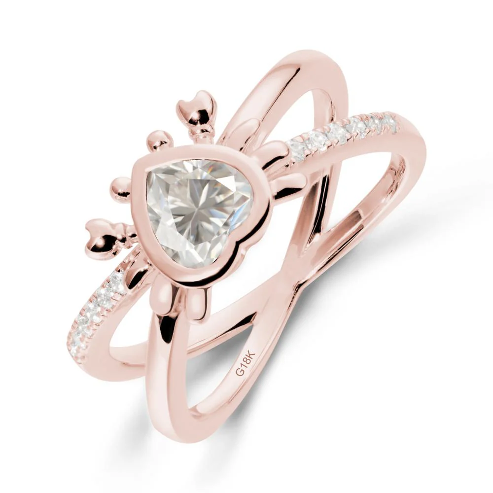 Hear Shaped Crab Moissanite Ring - Image 5