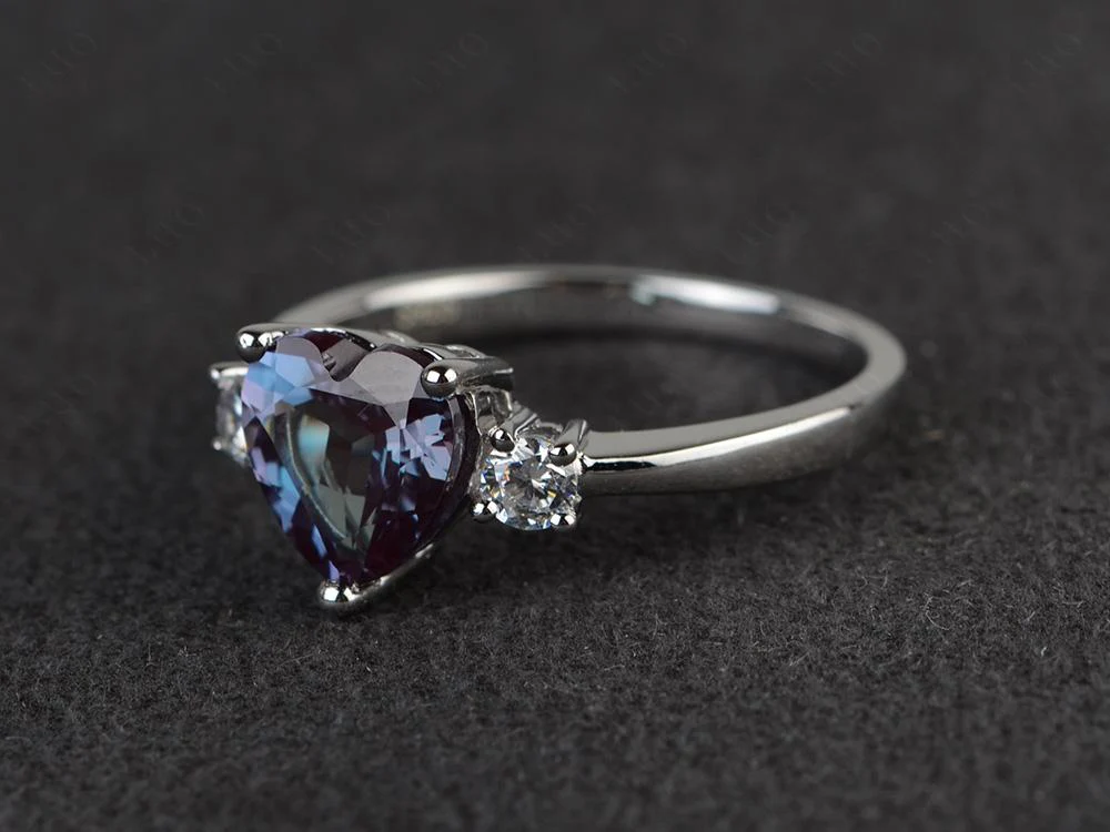 Heart Alexandrite Engagement Ring - Image 11