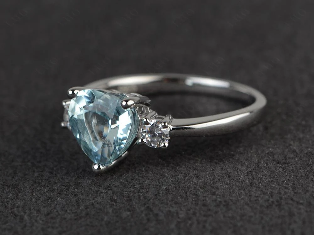 Aquamarine 3 Stone Heart Ring - Image 11