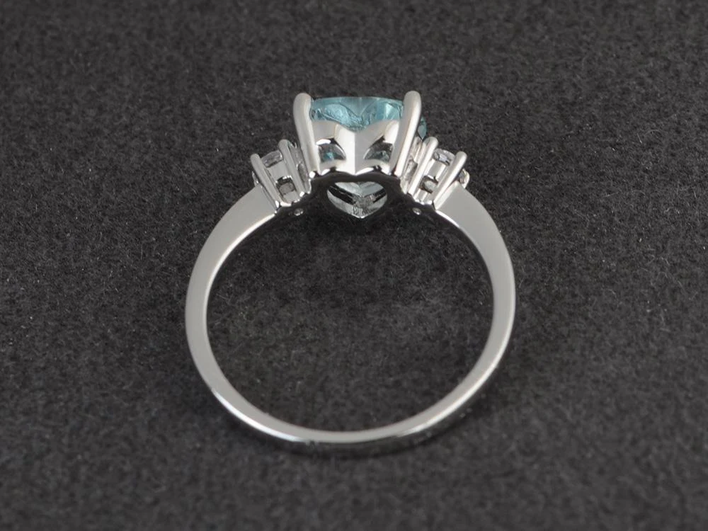 Aquamarine 3 Stone Heart Ring - Image 12