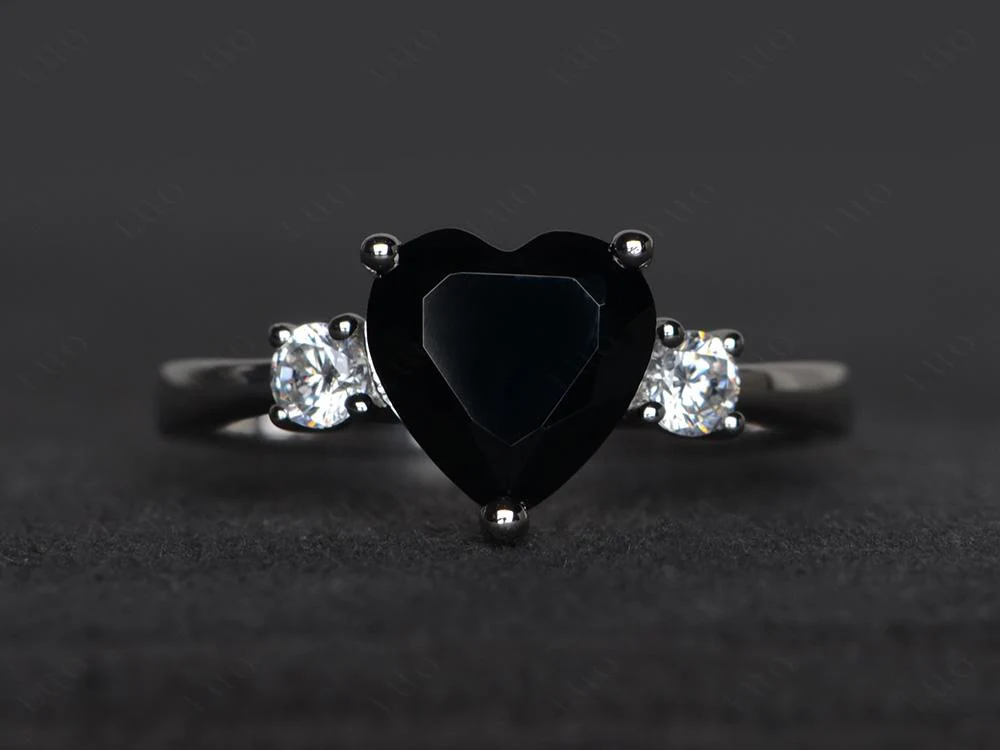 Heart Black Spinel Engagement Ring - Image 10