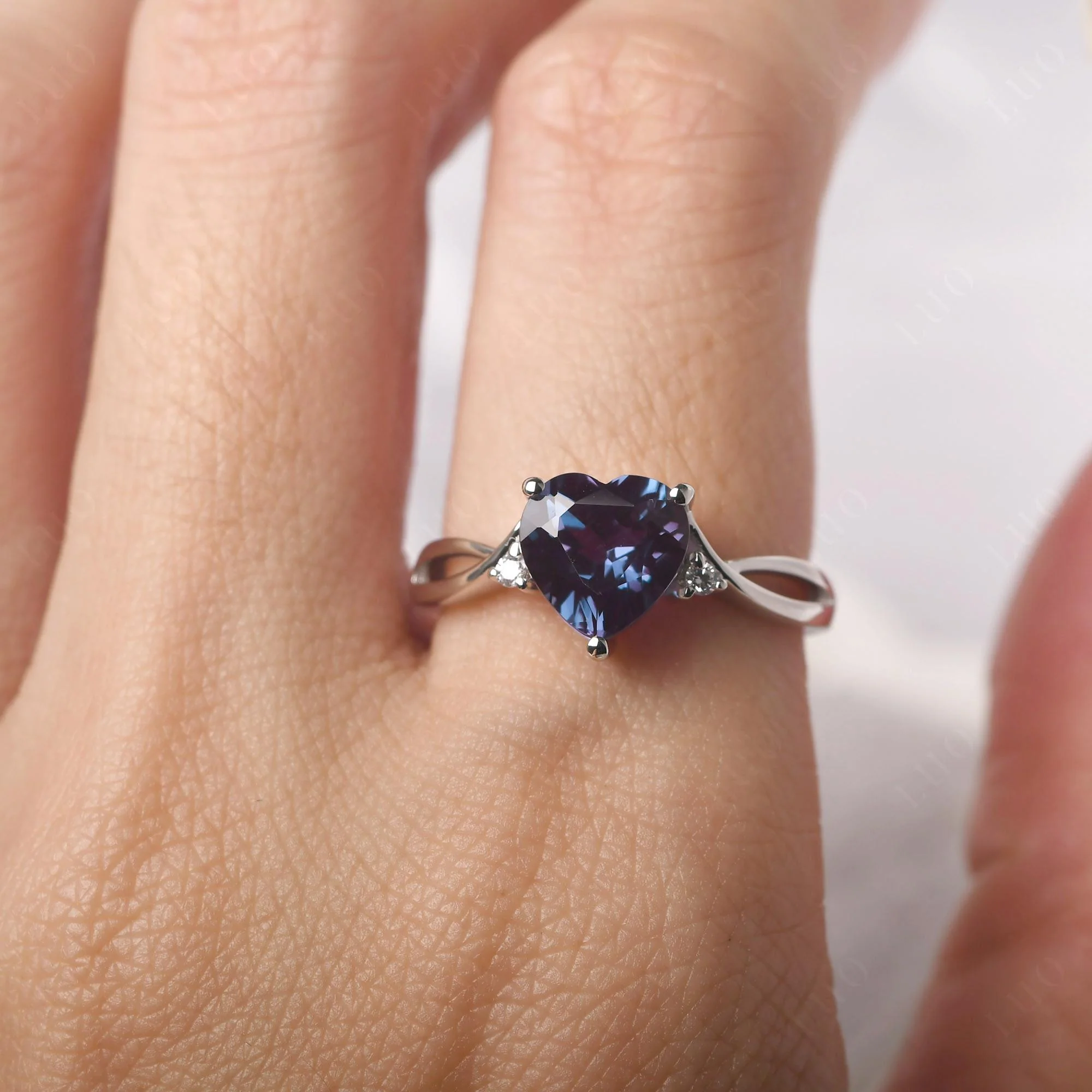 Heart Shaped Alexandrite Ring - Image 33