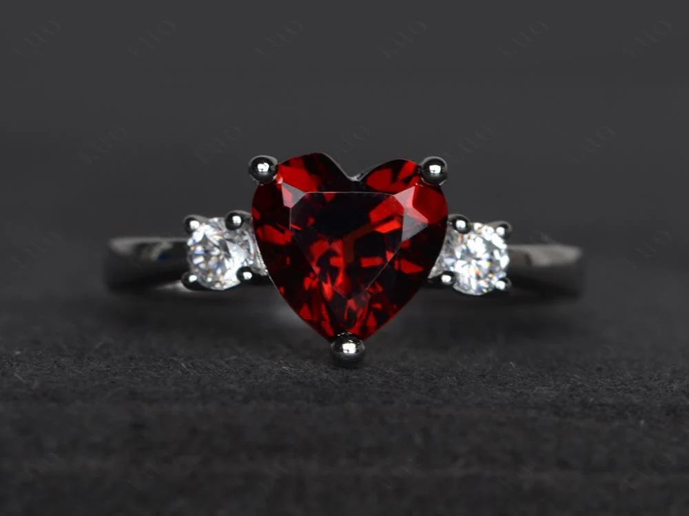 Heart Garnet Engagement Ring - Image 10
