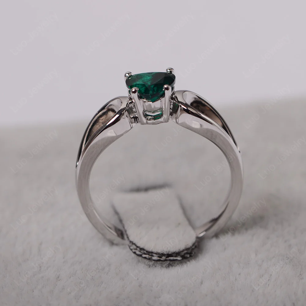 Heart Emerald Ring Split Shank - Image 3
