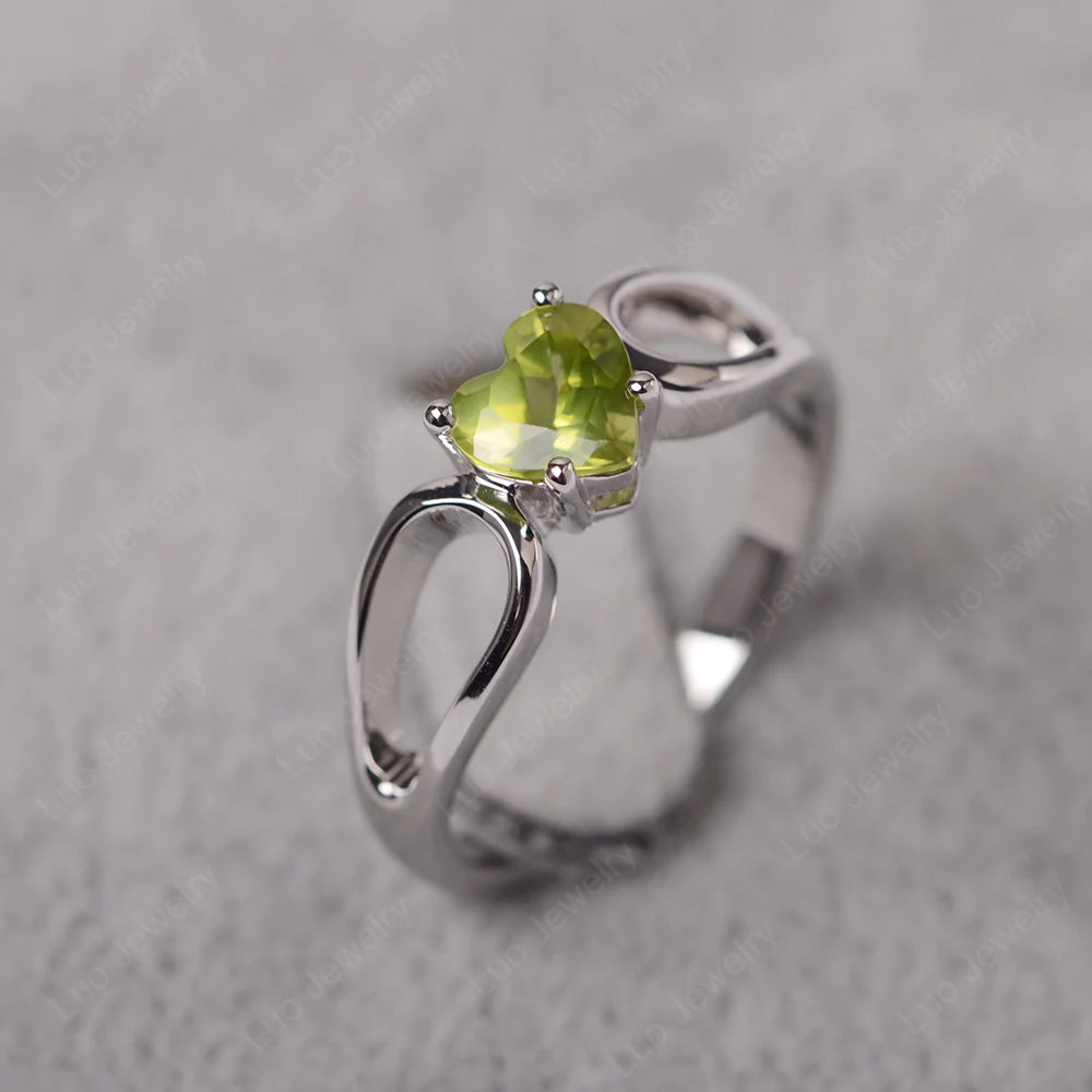 Heart Peridot Ring Split Shank - Image 2
