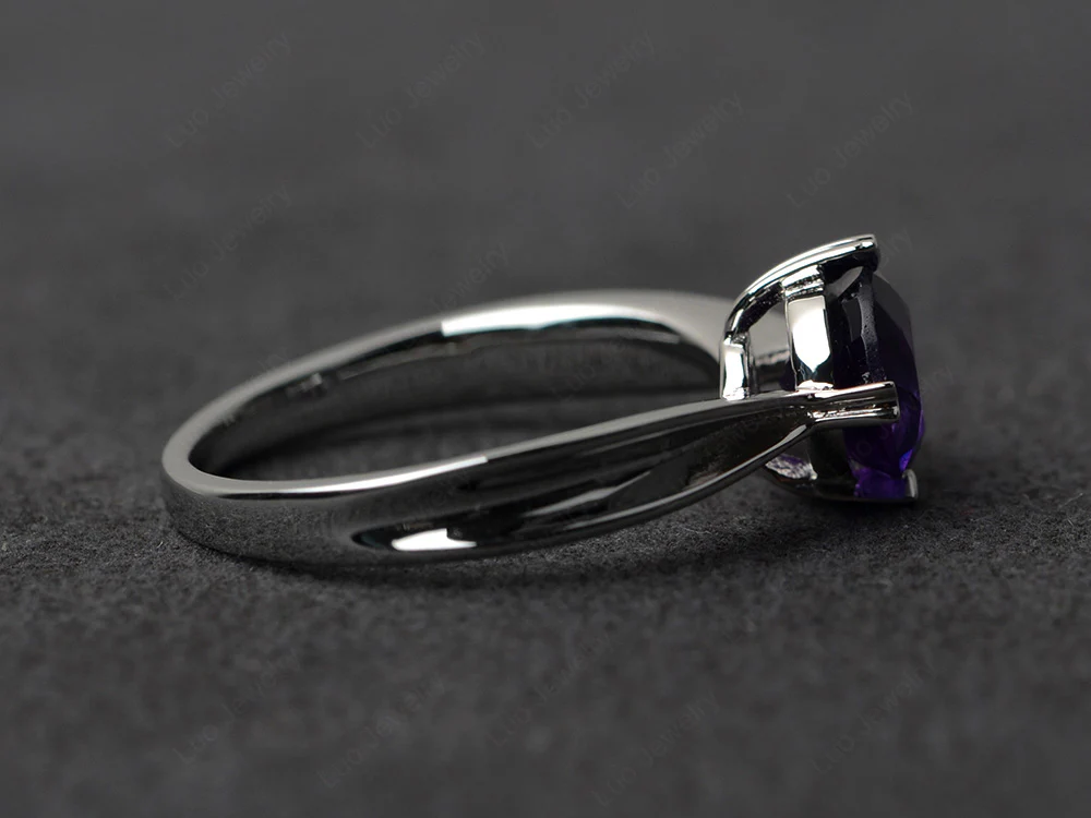 Amethyst Concave Band Ring - Image 2