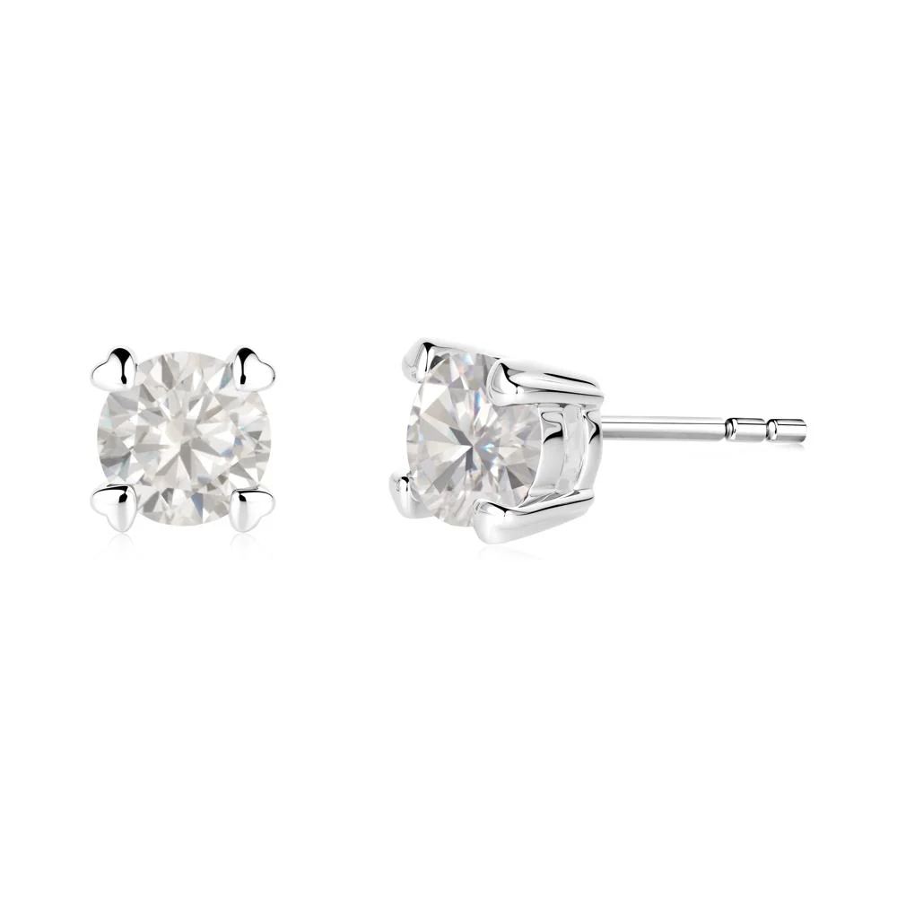 Heart Prongs Solitaire Cubic Zirconia Earrings - Image 8