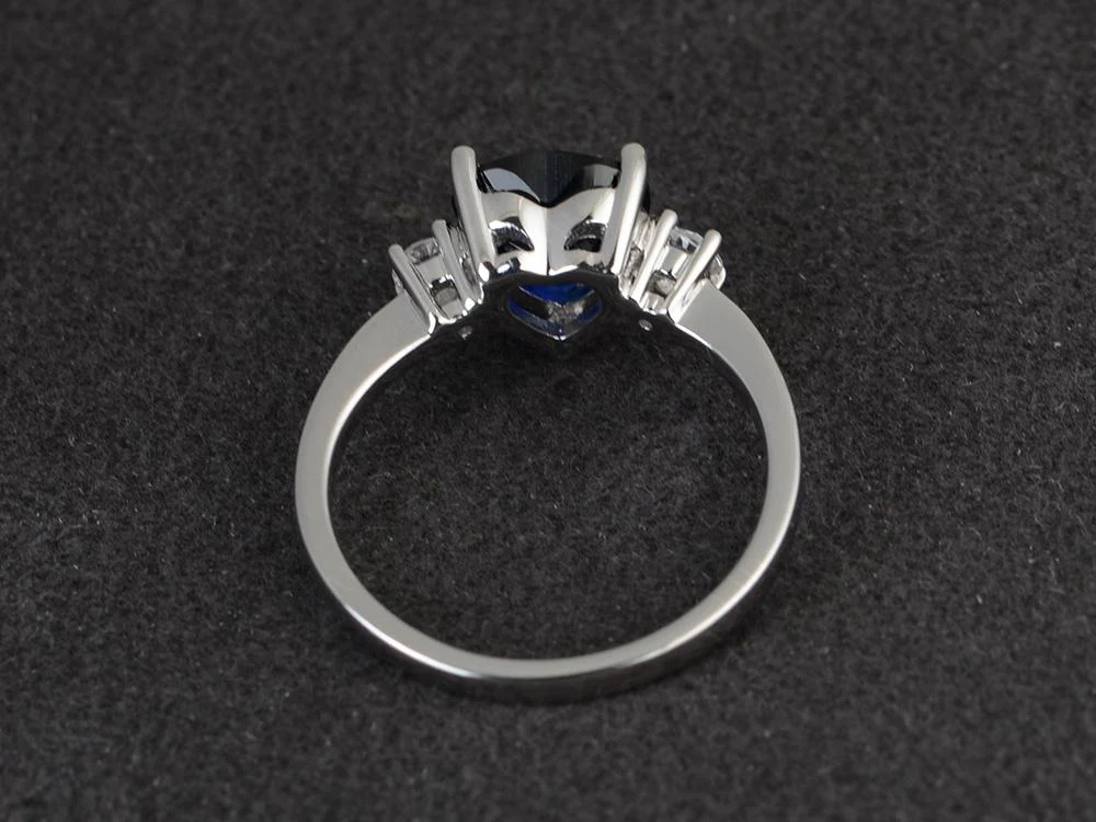 Heart Sapphire Engagement Ring - Image 12