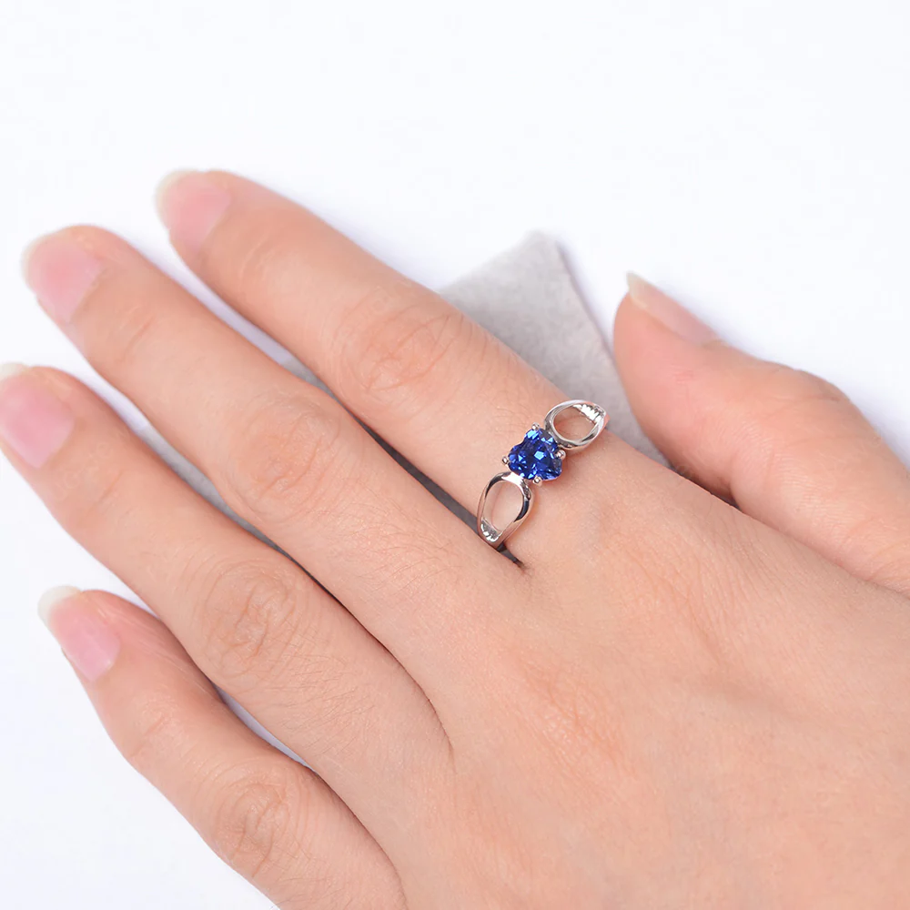 Heart Sapphire Ring Split Shank - Image 4
