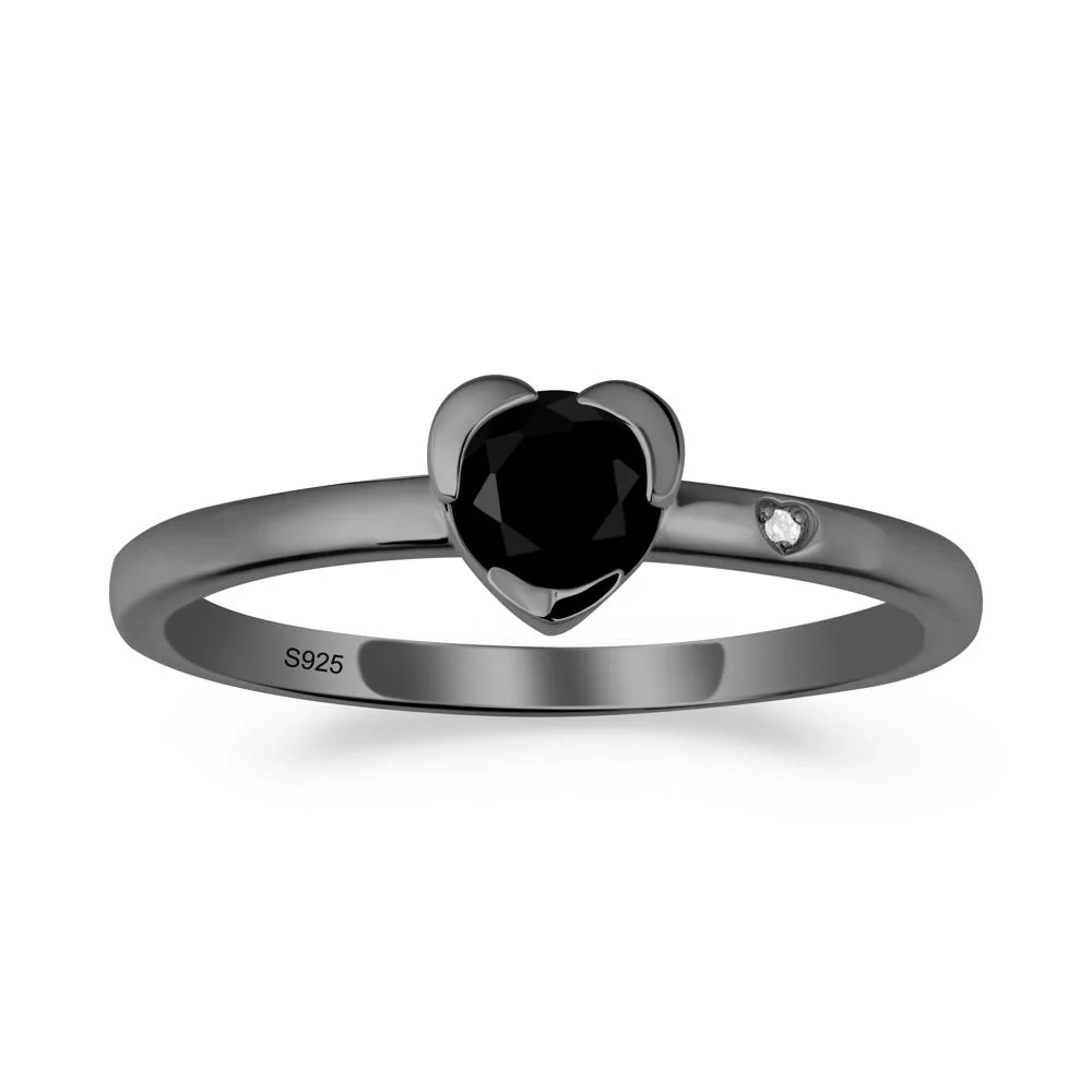Heart Setting Black Spinel Ring - Image 7