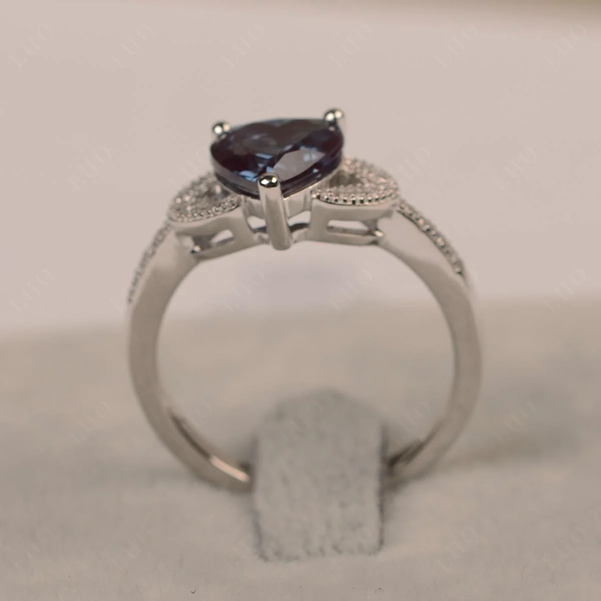 Heart Shaped Alexandrite Engagement Ring - Image 11