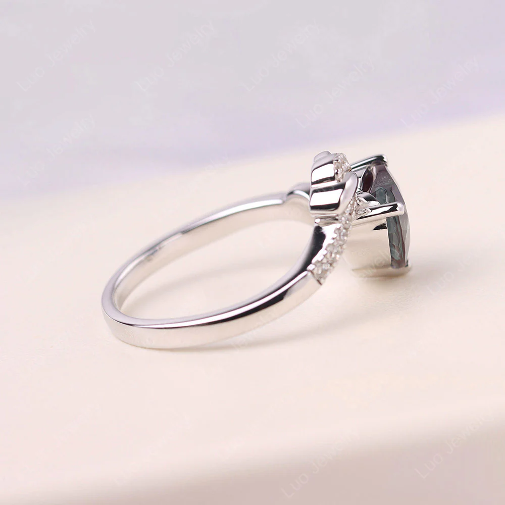 Heart Shaped Alexandrite Strawberry Ring - Image 4