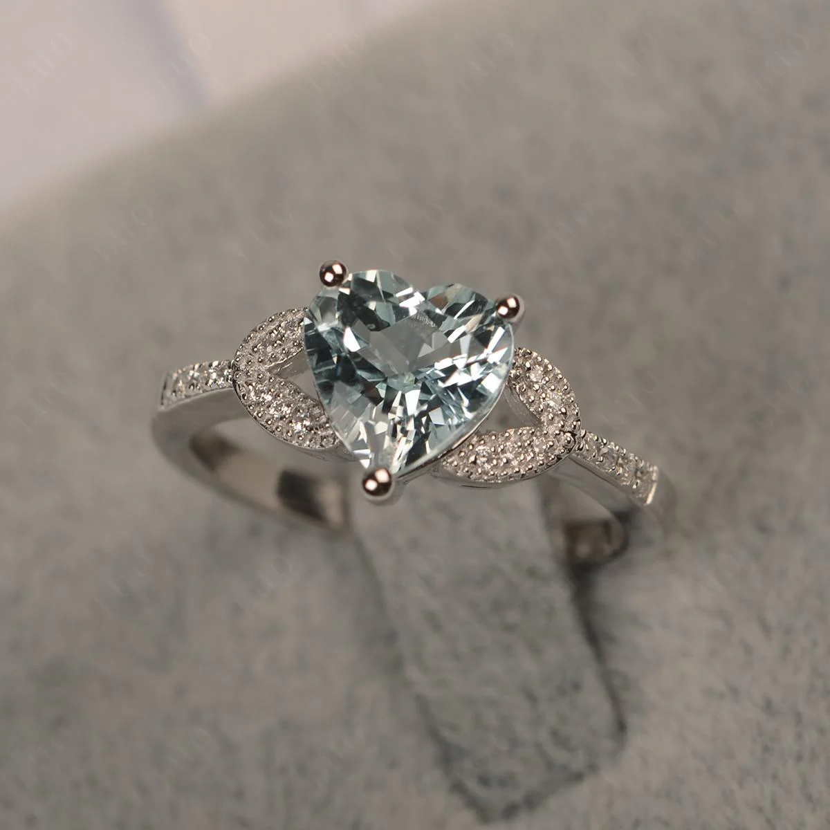 Heart Shaped Aquamarine Engagement Ring - Image 10