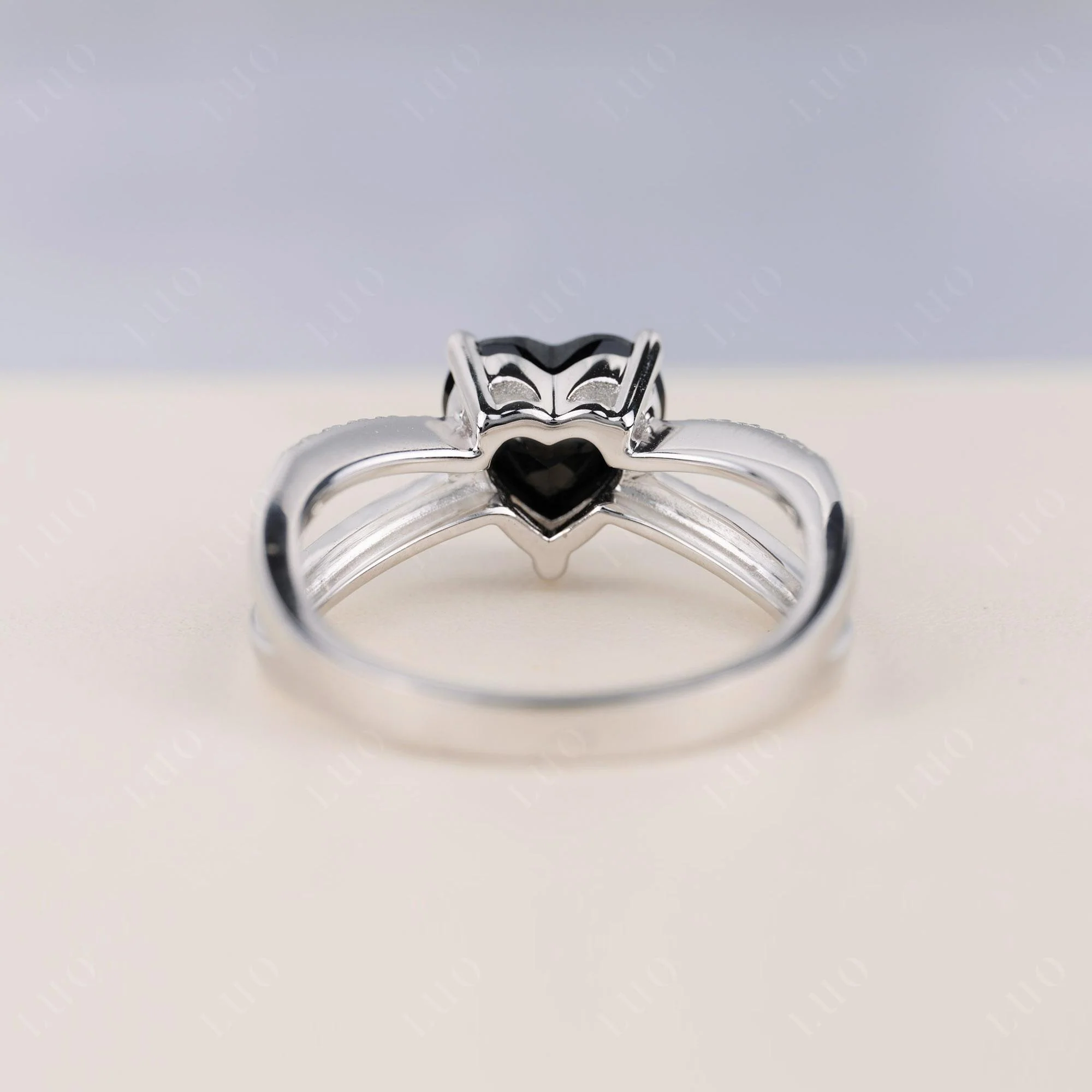 Heart Shaped Black Spinel Ring Split Shank - Image 4