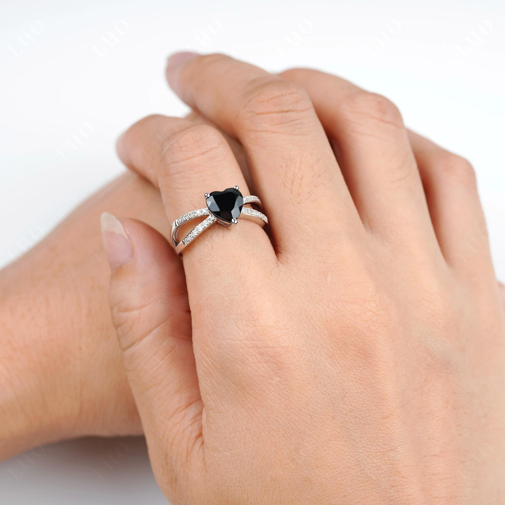 Heart Shaped Black Spinel Ring Split Shank - Image 5