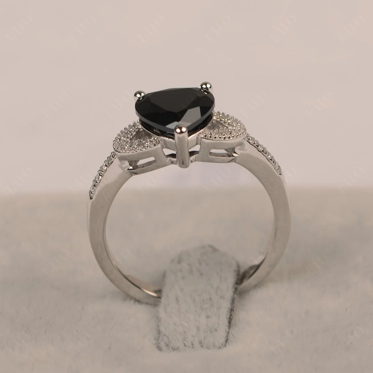 Heart Shaped Black Spinel Engagement Ring - Image 11