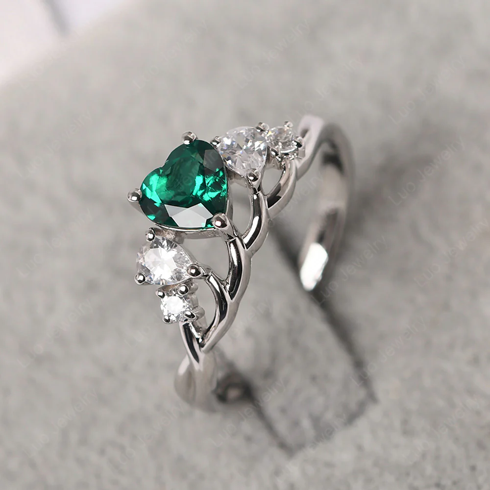 Heart Shaped Emerald Cluster Ring - Image 2