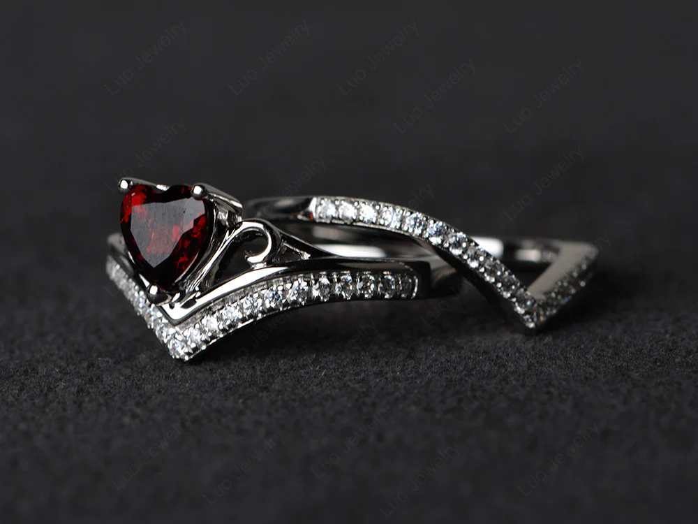 Heart Shaped Garnet Bridal Set Ring - Image 2