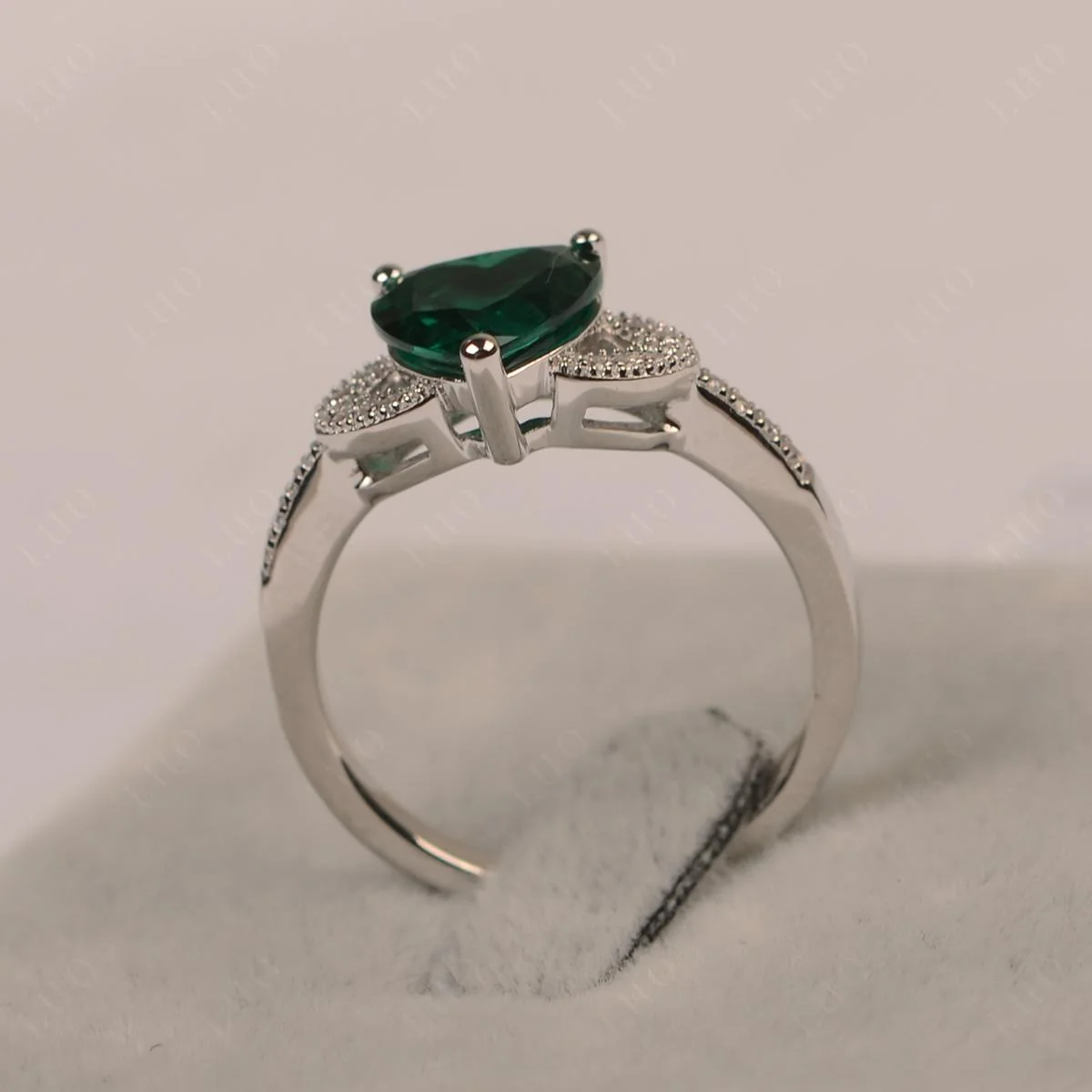 Heart Shaped Emerald Engagement Ring - Image 11