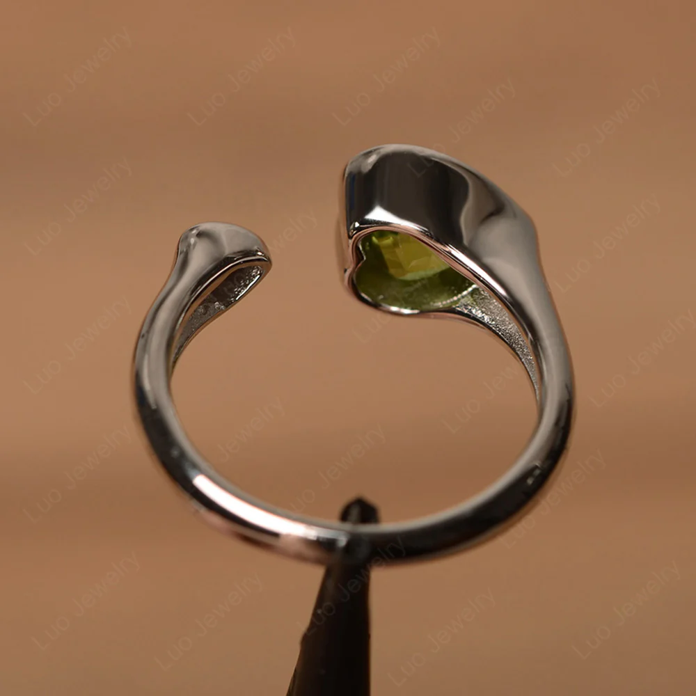 Peridot Open Heart Ring - Image 3