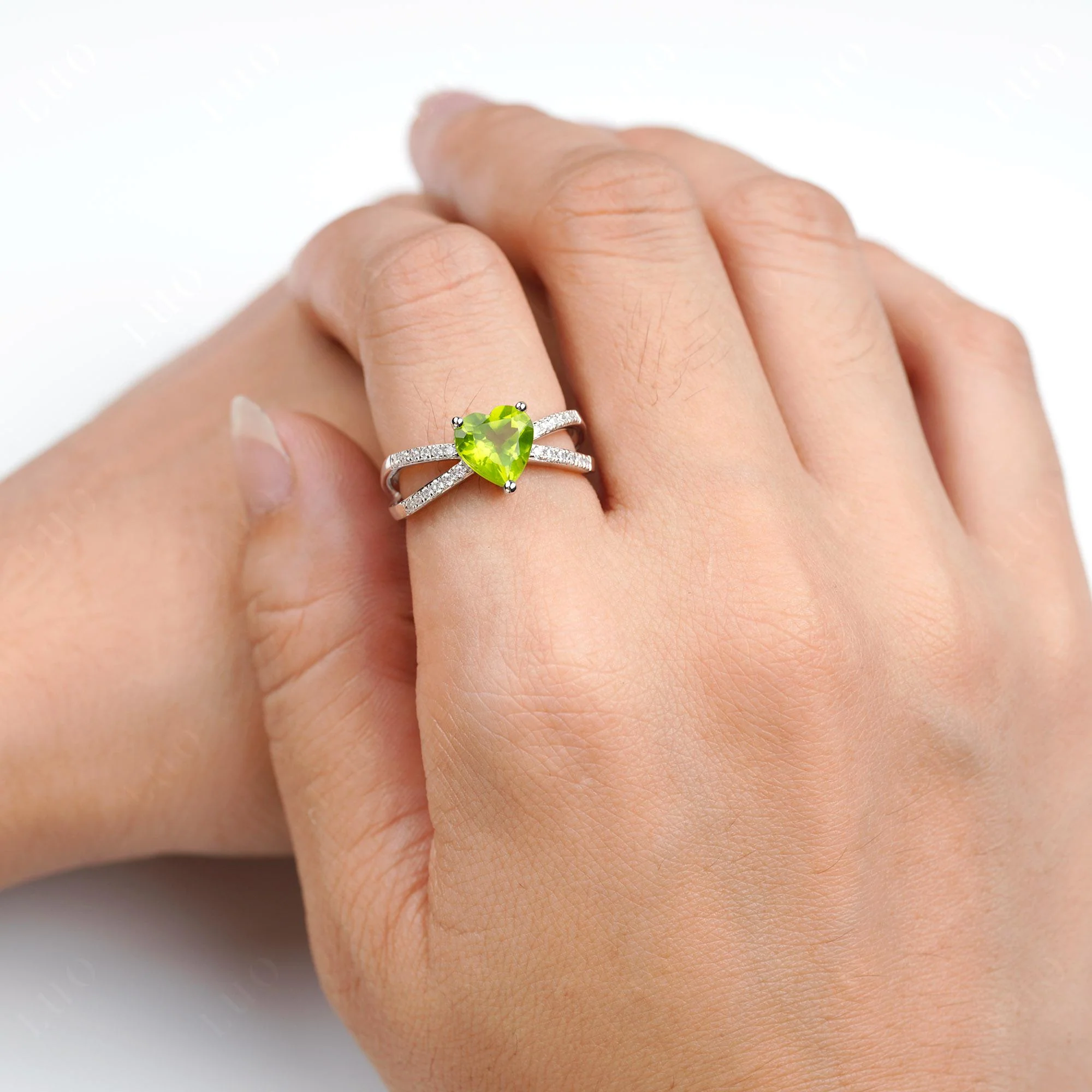 Heart Shaped Peridot Ring Split Shank - Image 5