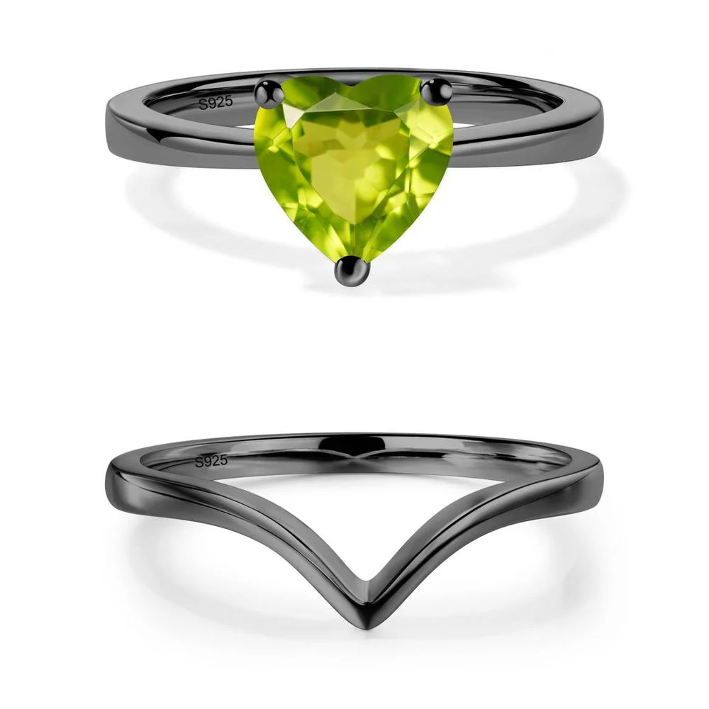 Heart Cut Peridot Ring - Image 25