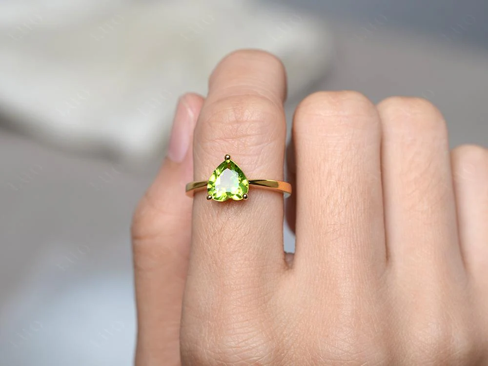 Heart Cut Peridot Ring - Image 32