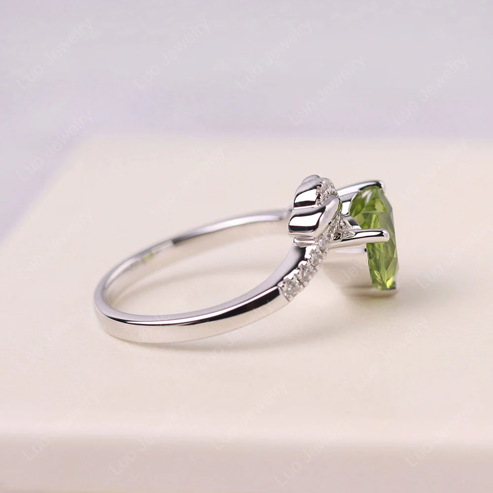 Heart Shaped Peridot Strawberry Ring - Image 4
