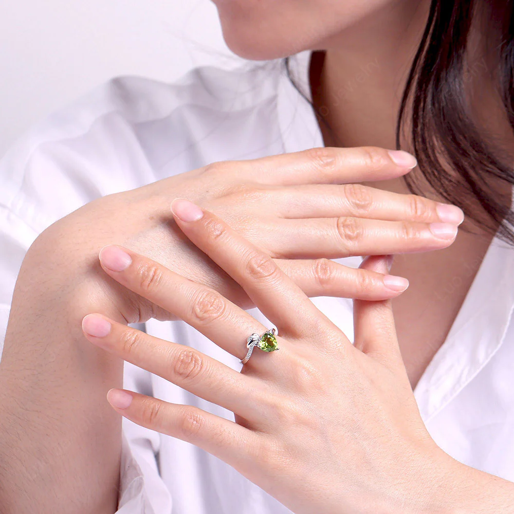Heart Shaped Peridot Strawberry Ring - Image 6