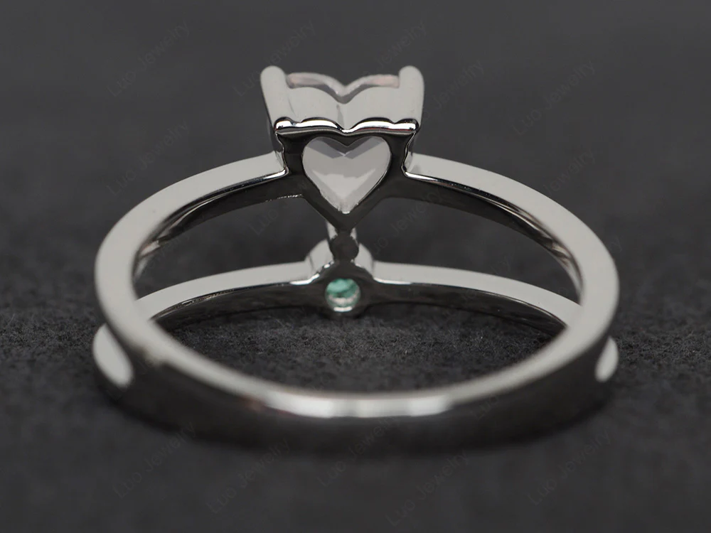 Heart Shaped Rose Quartz Split Shank Ring - Image 2